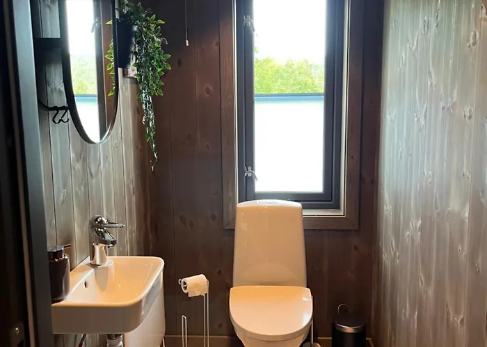 Polaren By Norgesbooking - With Amazing View *